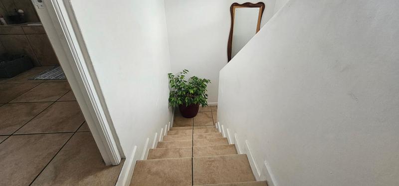 3 Bedroom Property for Sale in Villa Diamante Western Cape